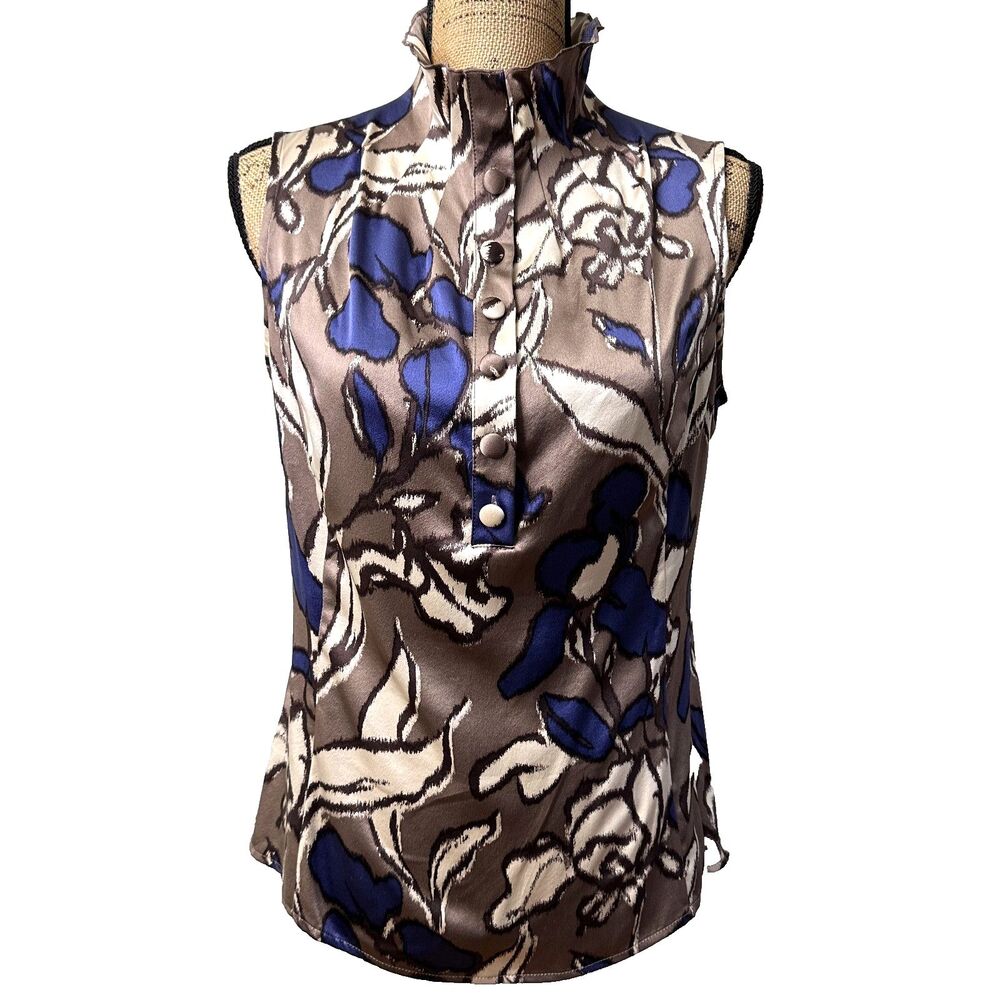 Cable & Gauge Sleeveless Ruffle Mock Neck Floral Top in Blue and Taupe